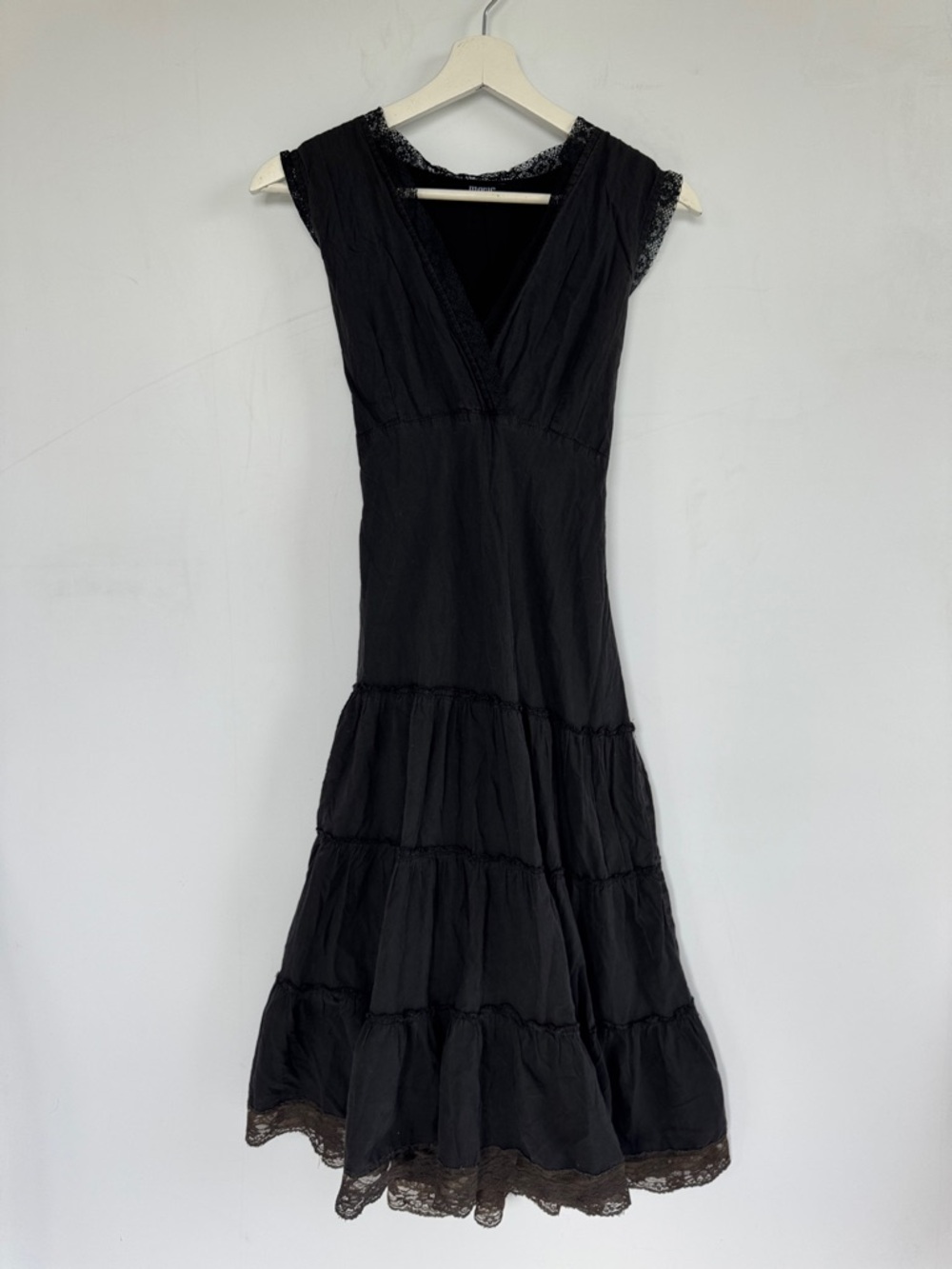 Magic Vintage Black Tiered Lace Accent Midi Dress Size Medium